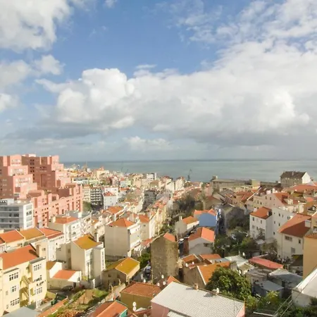 Fantastica Vista Sobre O Rio Tejo Lisboa